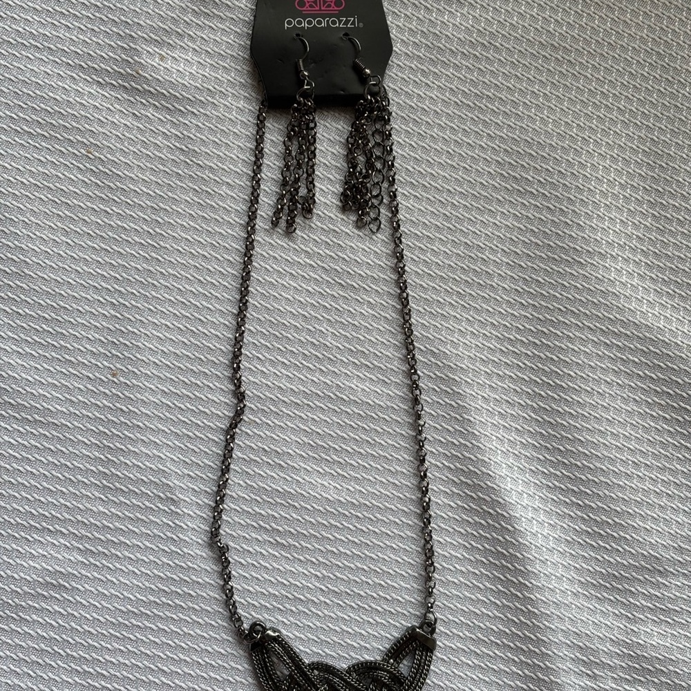 Paparazzi Black Chain Set + Turquoise Necklace Bundle